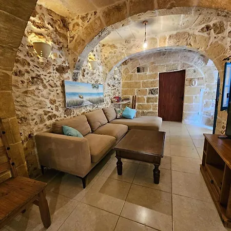 Dotties Retreat Qala