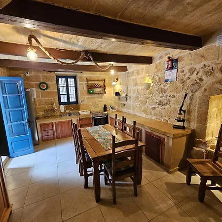 Dotties Retreat Bed & Breakfast 3*